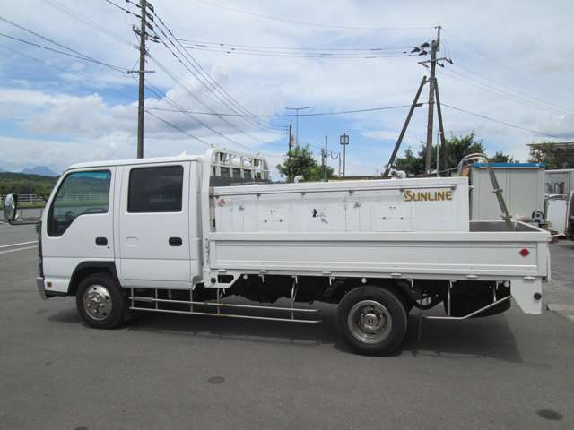 Isuzu Elf 4