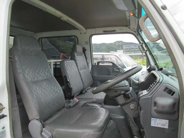 Isuzu Elf 10