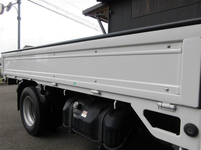 Isuzu Elf 11