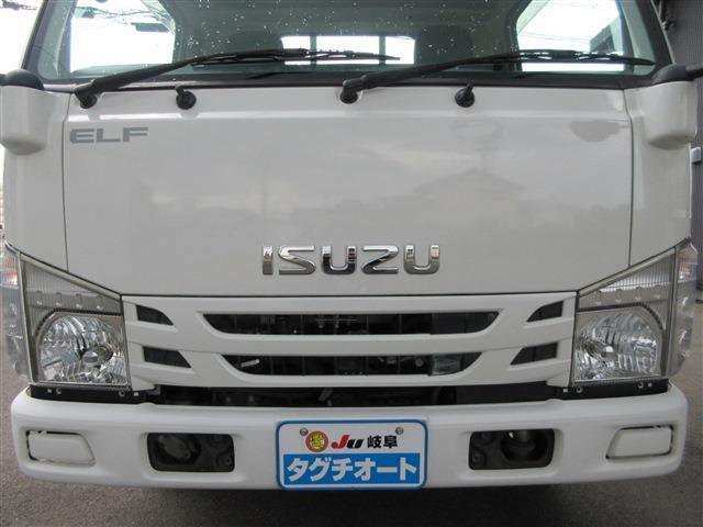 Isuzu Elf 9