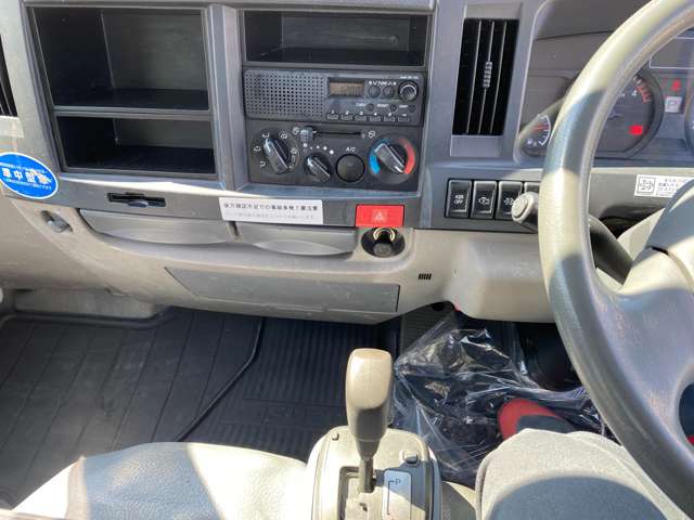 Isuzu Elf 11