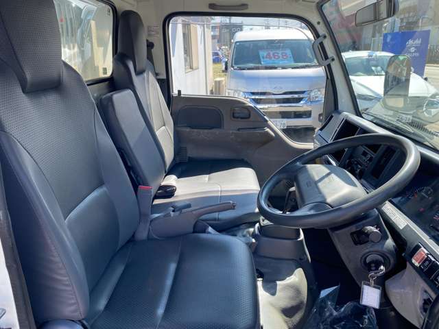 Isuzu Elf 9