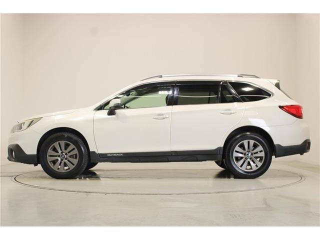 Subaru Legacy Outback 10