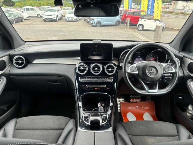 Mercedes-Benz GLC 8