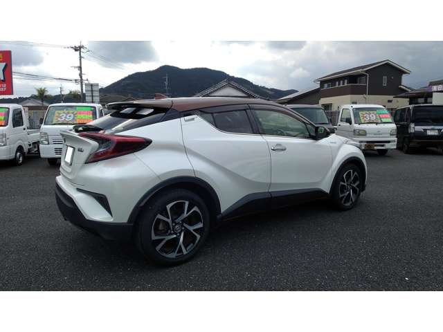 Toyota C-HR 5