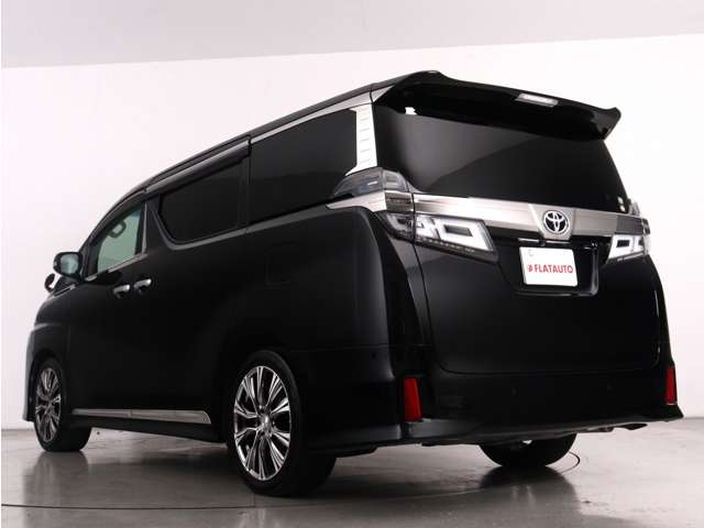 Toyota Vellfire 8