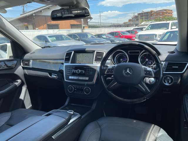 Mercedes-Benz GL-Class 2