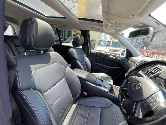 Mercedes-Benz GL-Class 3