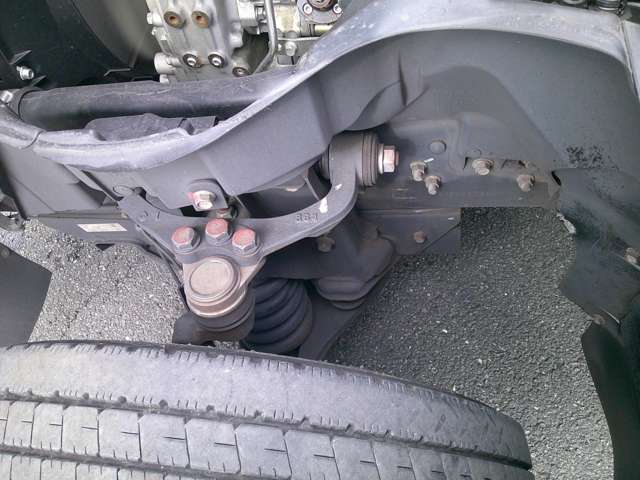 Mitsubishi Fuso Canter 9