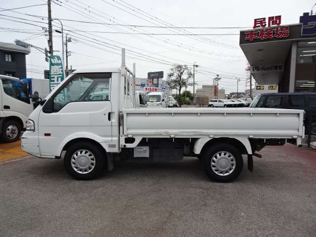 Mazda Bongo Truck 11