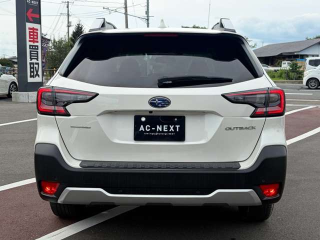 Subaru Legacy Outback 7