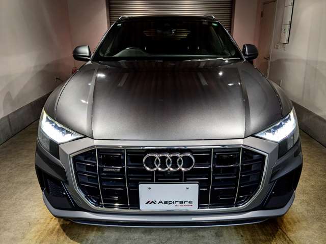Audi Q8 5