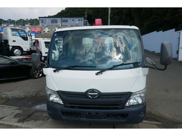 Hino Dutro 2