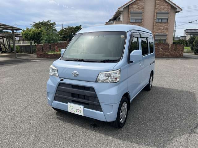 Daihatsu Hijet Cargo 3