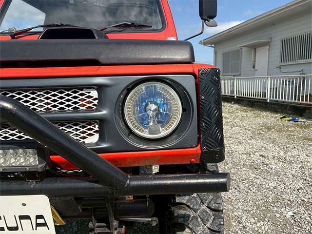 Suzuki Jimny 10