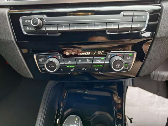 BMW X1 12
