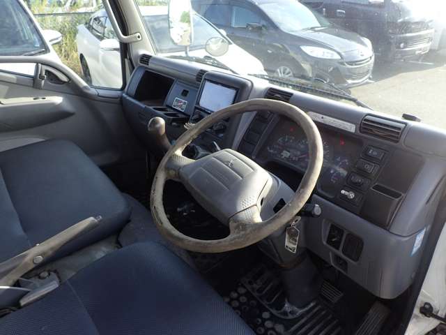 Mitsubishi Fuso Canter 10