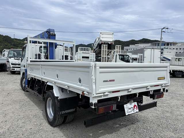 Mitsubishi Fuso Canter 6