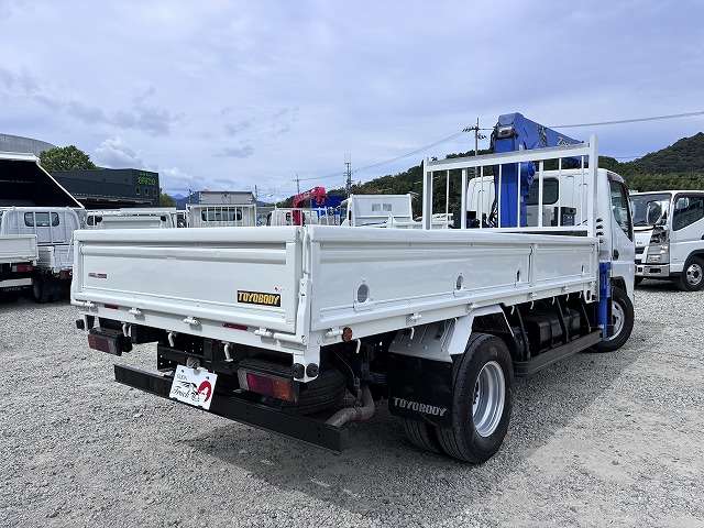 Mitsubishi Fuso Canter 8