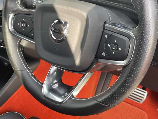Volvo XC40 4
