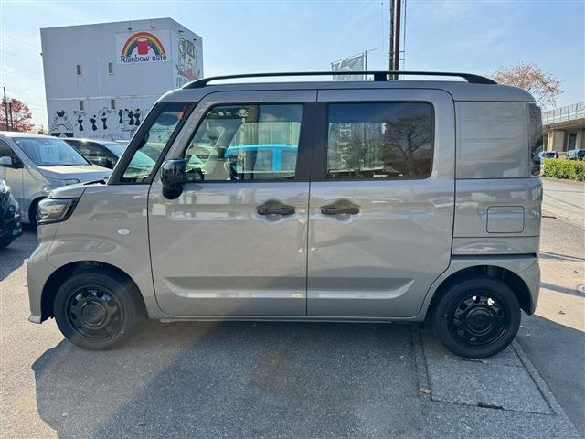Suzuki Spacia Base 10