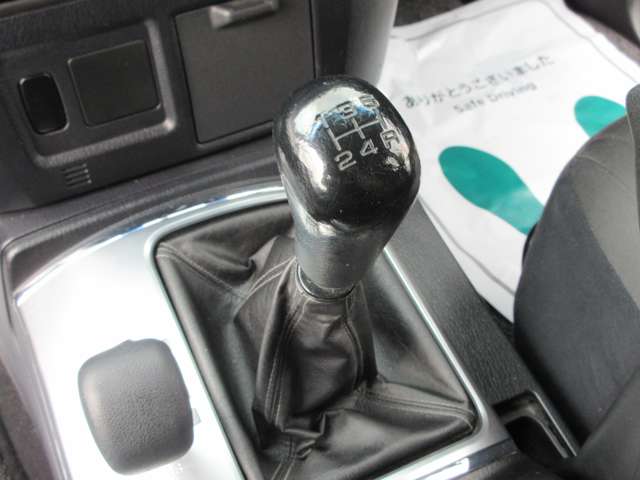Mitsubishi Pajero 4
