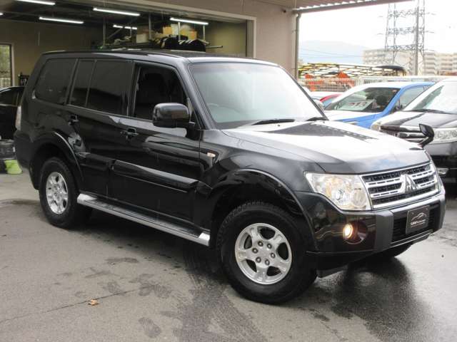 Mitsubishi Pajero 10