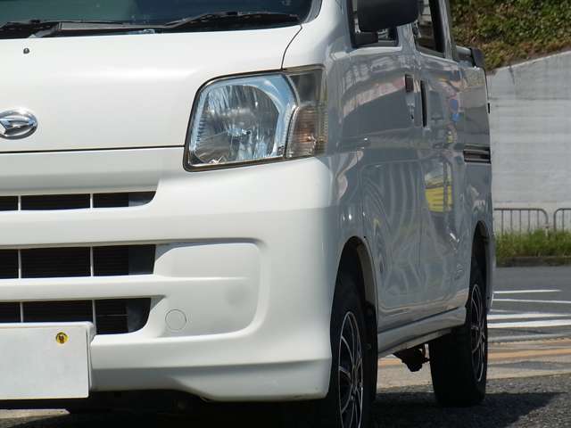Daihatsu Hijet Deck Van 3