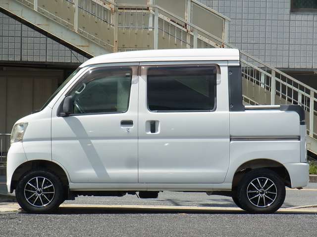 Daihatsu Hijet Deck Van 6
