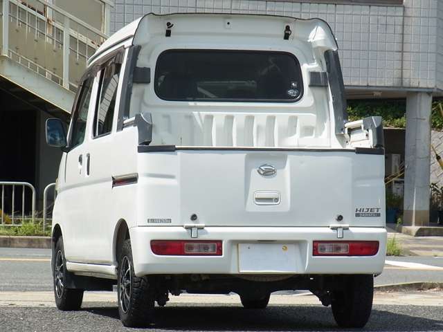 Daihatsu Hijet Deck Van 7