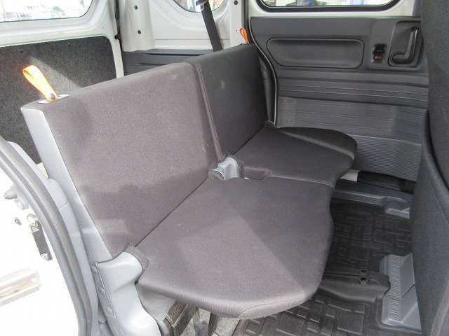 Honda N-VAN 8