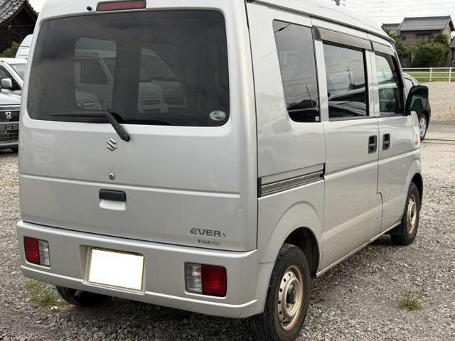 Suzuki Every 4
