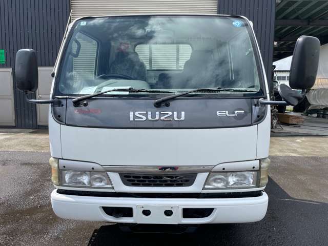 Isuzu Elf 2
