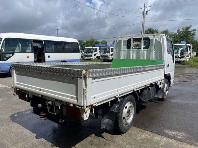 Isuzu Elf 5