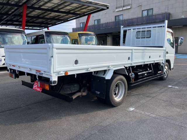 Mitsubishi Fuso Canter 8