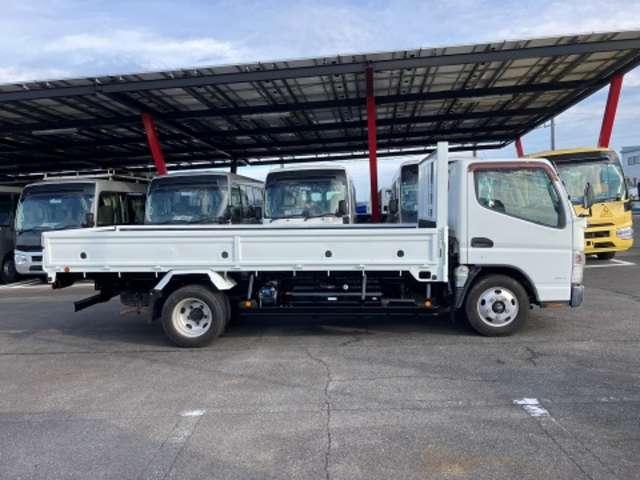 Mitsubishi Fuso Canter 9