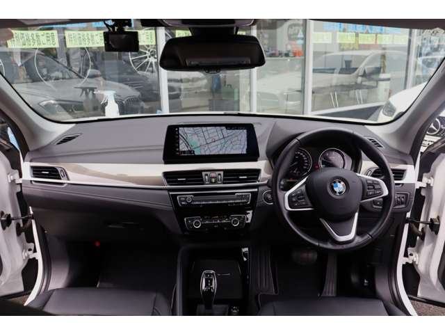 BMW X1 6