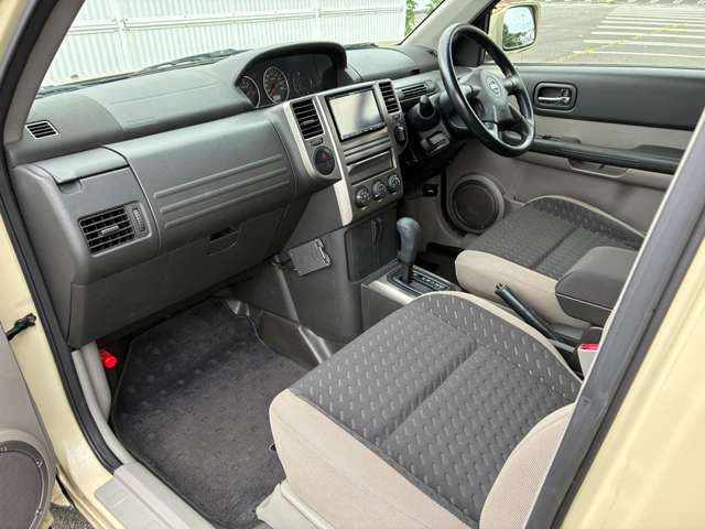 Nissan X-Trail 11