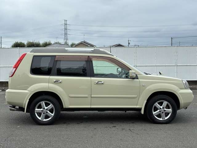Nissan X-Trail 7