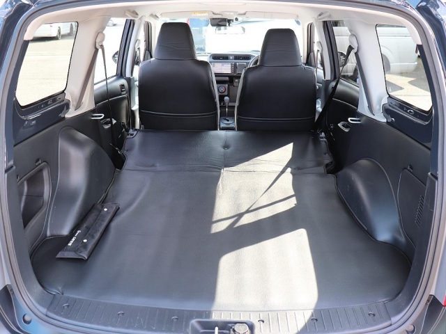 Toyota Probox Van 3