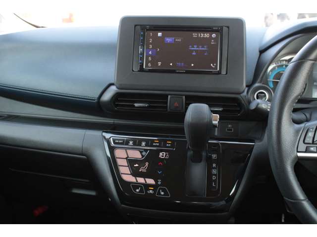 Mitsubishi eK X 8