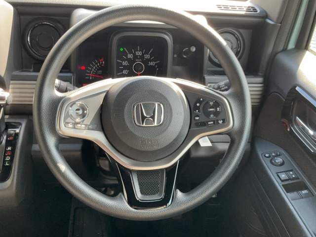 Honda N-VAN 11