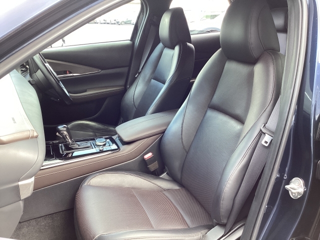Mazda CX-30 9