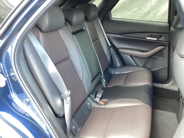 Mazda CX-30 10