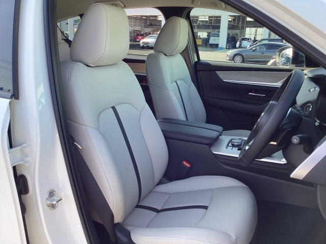 Mazda CX-60 8