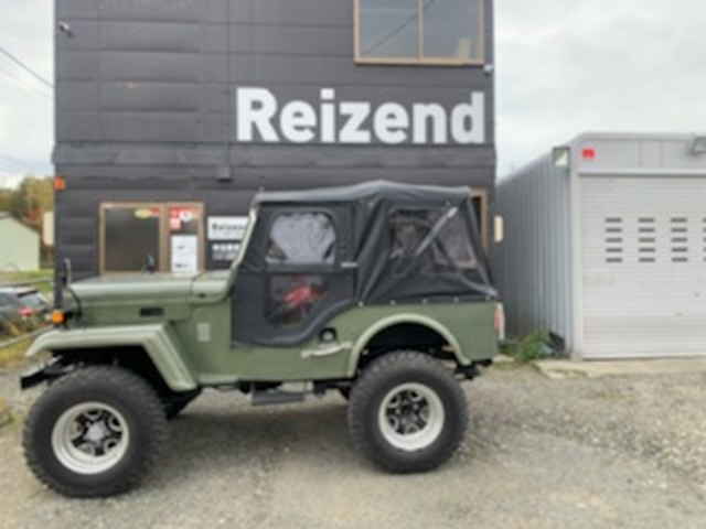Mitsubishi Jeep 3