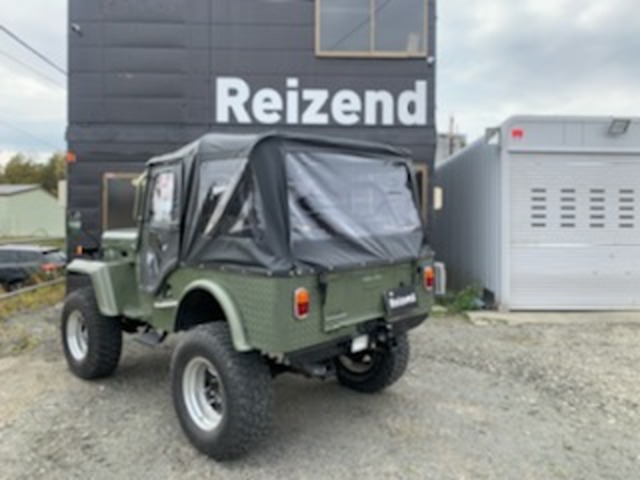 Mitsubishi Jeep 5