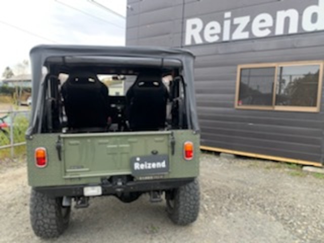 Mitsubishi Jeep 8