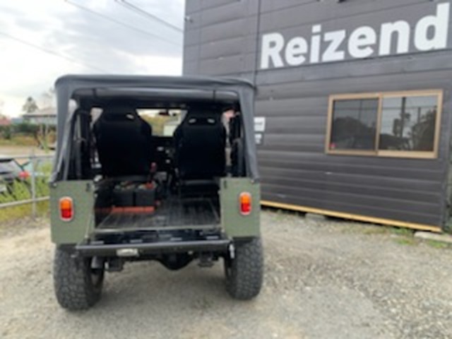 Mitsubishi Jeep 9