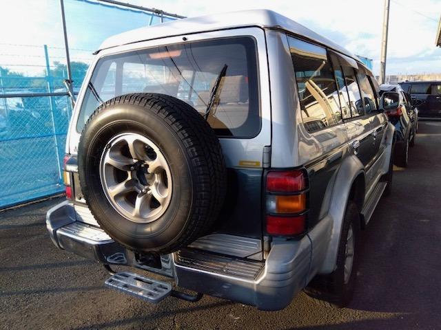 Mitsubishi Pajero 5